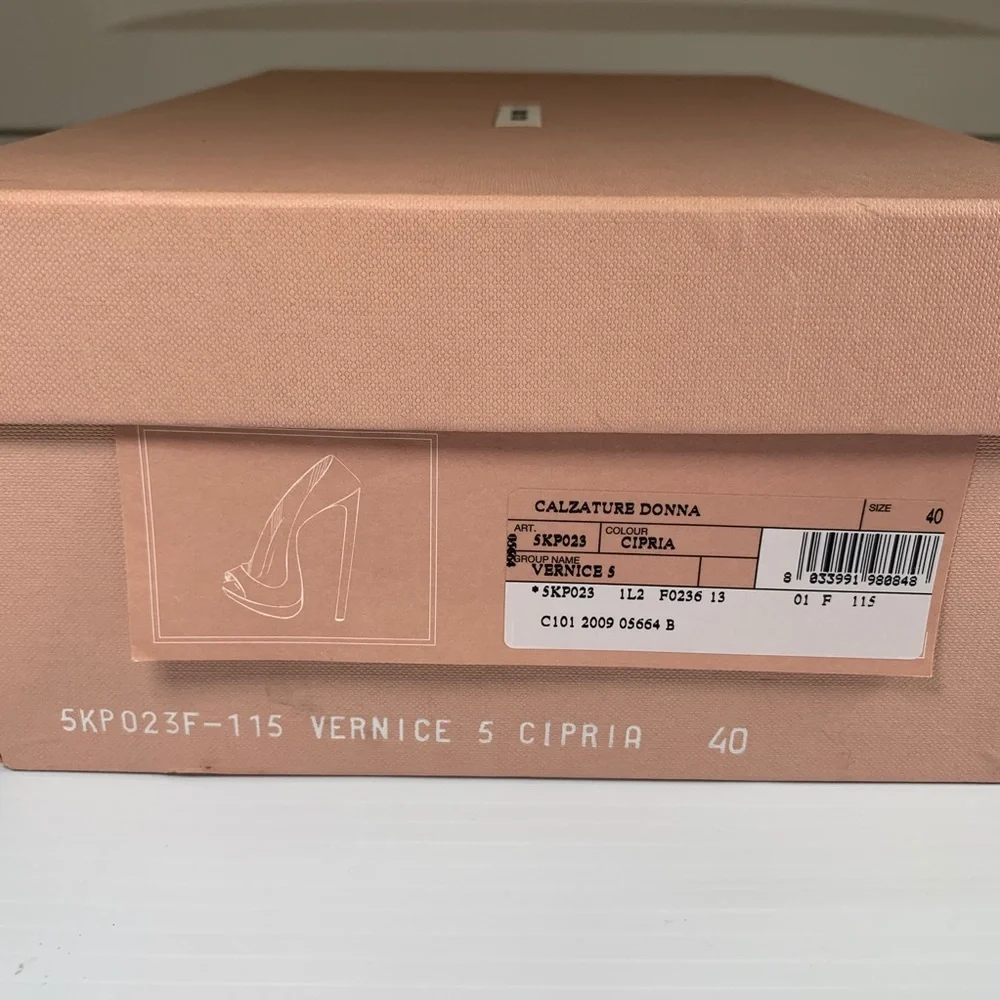 Miu Miu Peep Toe Pumps‎